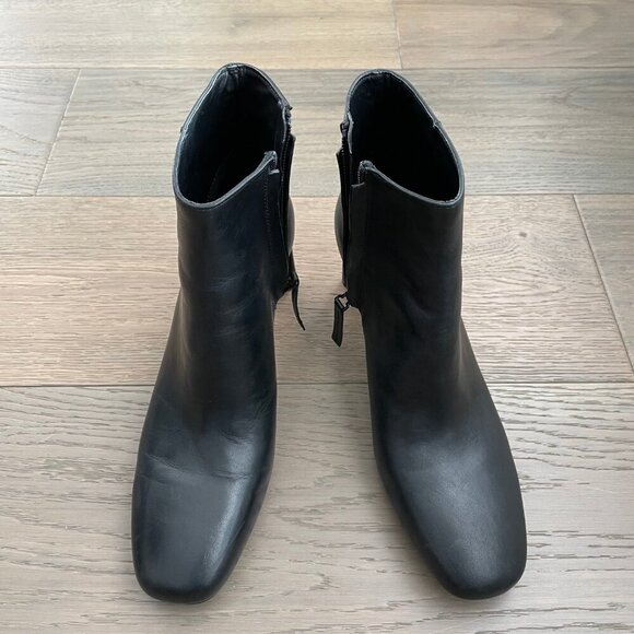 Oak + Fort 5627 2.75" Heeled Leather Booties w Inside Zip Closure Black Sz 8 - Picture 2 of 10